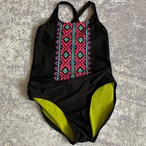 Circo two piece black and green tanki.        Size 14-16